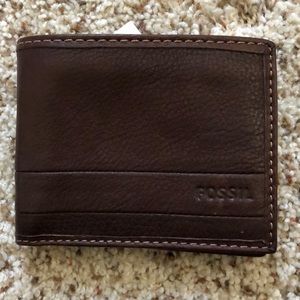 Fossil bi-fold wallet